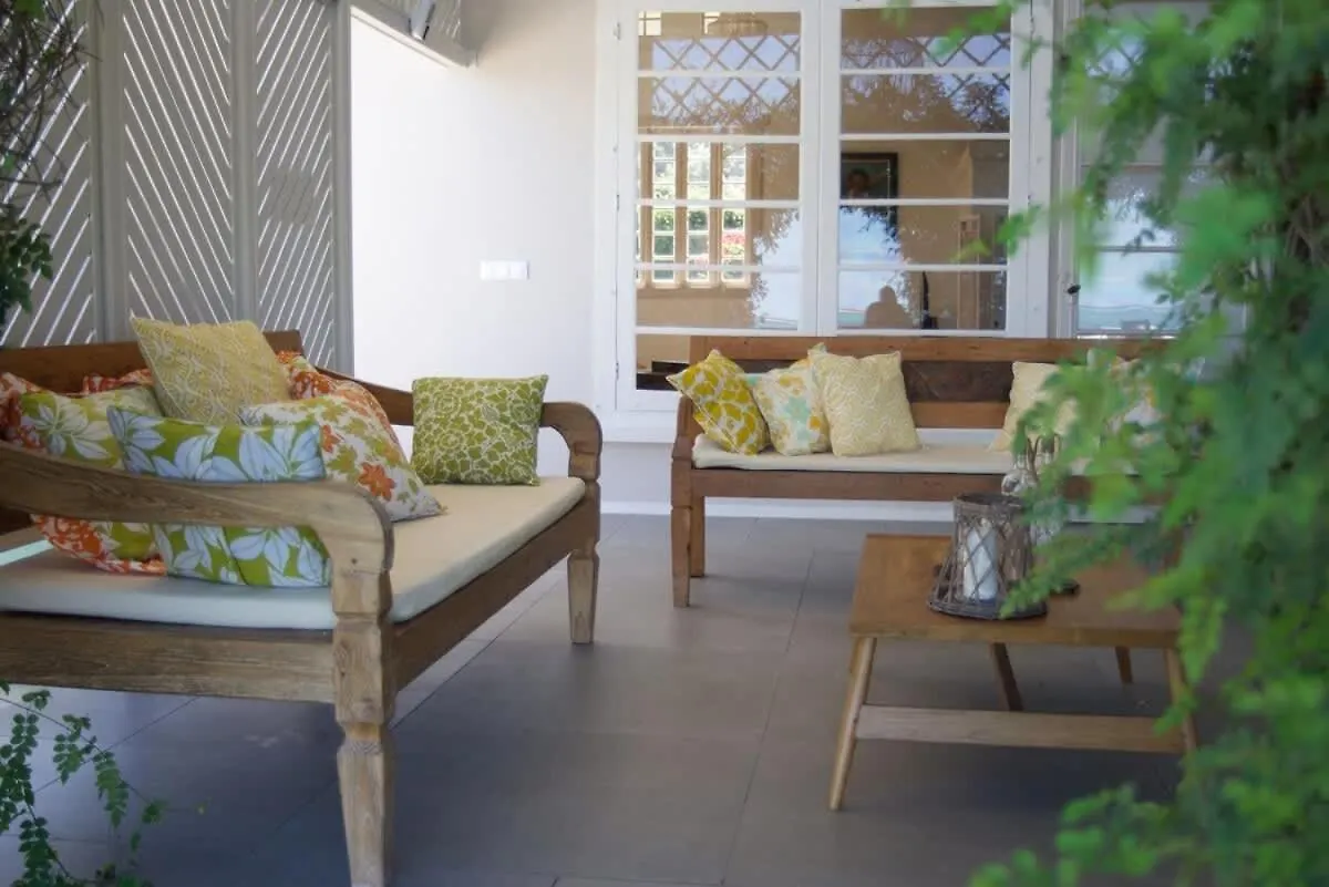 Le Ficus Iti - Belle Villa Bord De Mer Et Piscine Paea