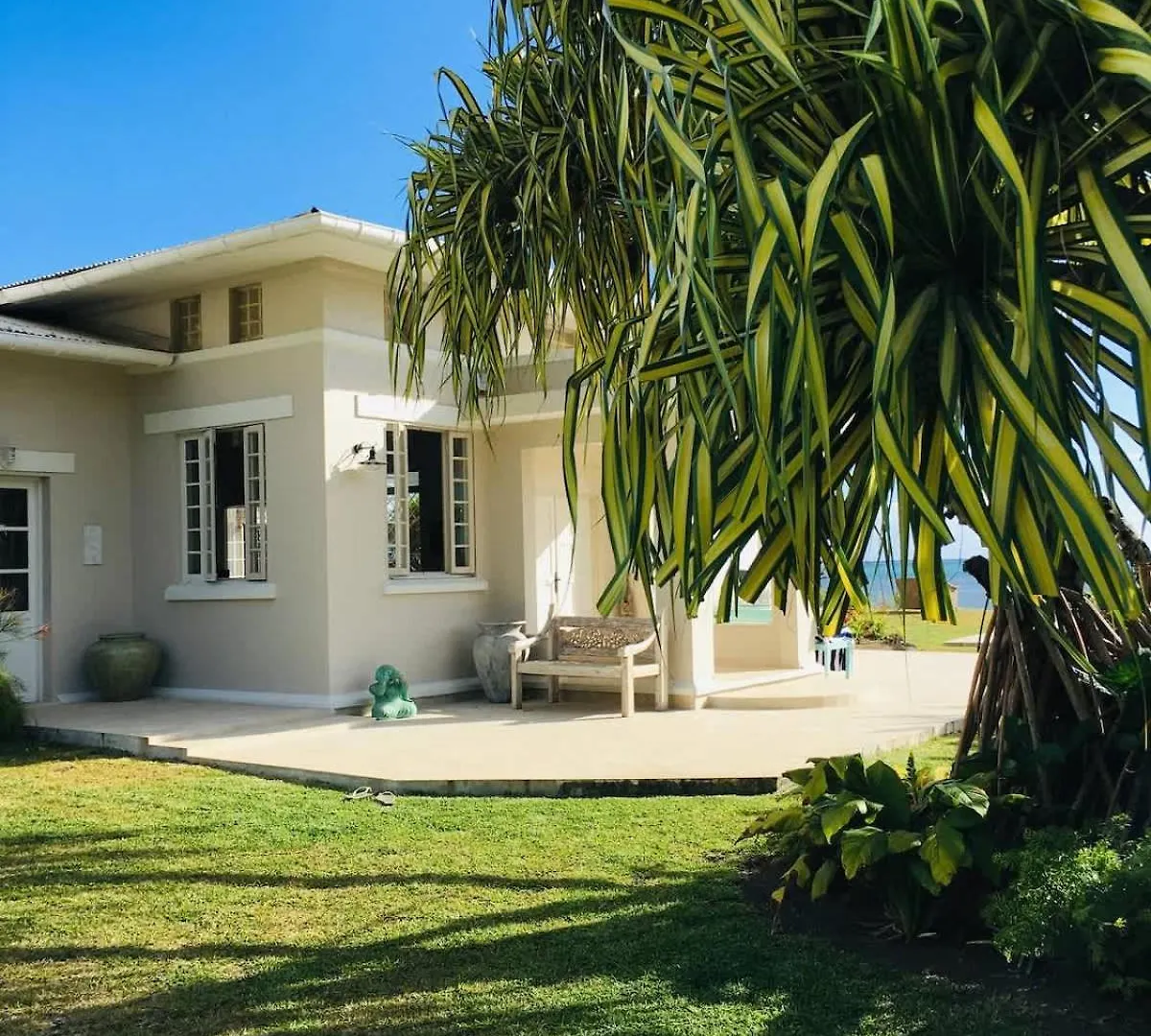 Le Ficus Iti - Belle Villa Bord De Mer Et Piscine Paea