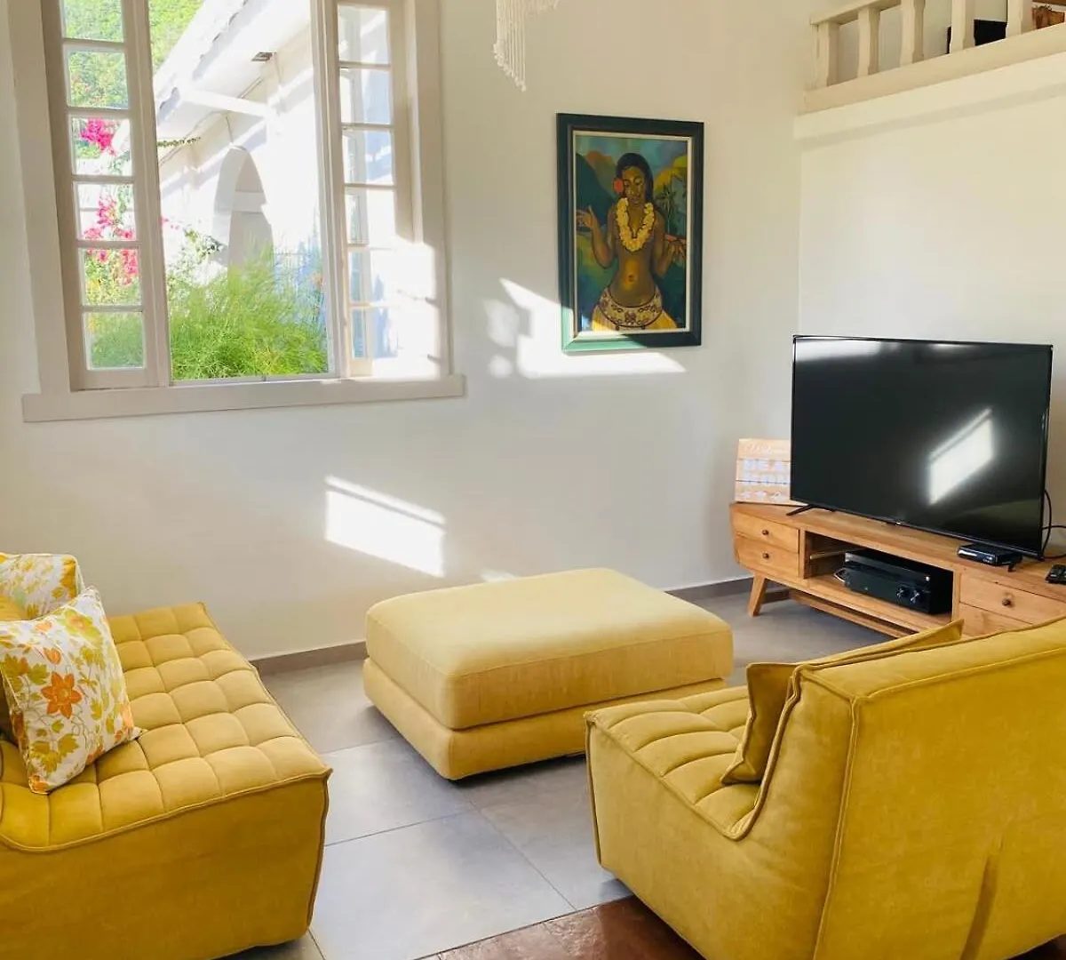 Le Ficus Iti - Belle Villa Bord De Mer Et Piscine Paea 0*,