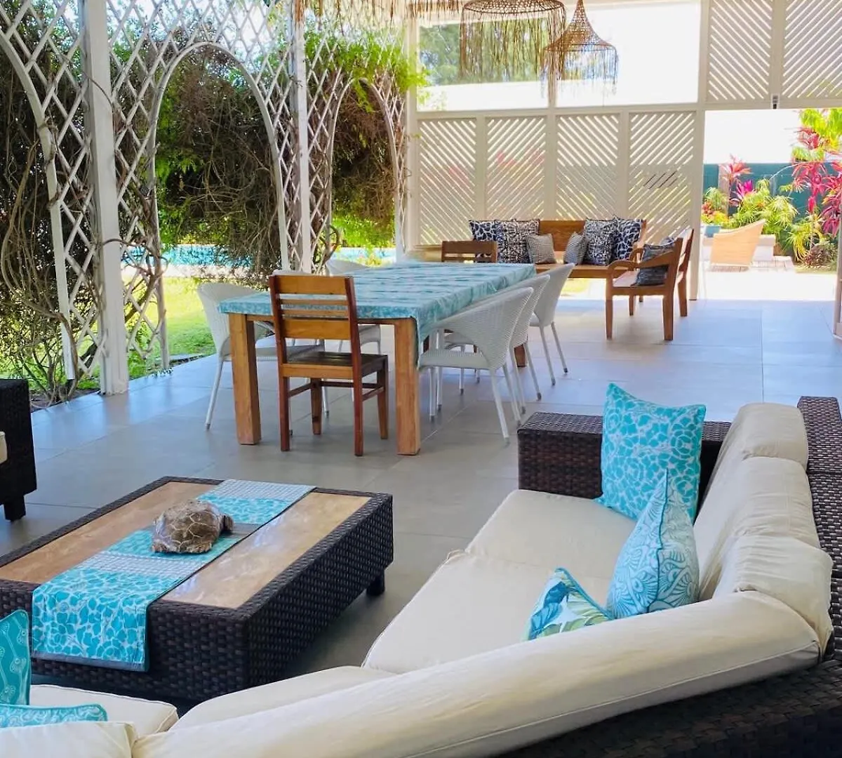 Le Ficus Iti - Belle Villa Bord De Mer Et Piscine Paea